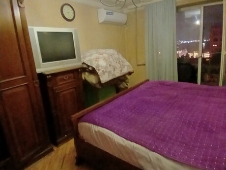 Kirayə 3 otaqlı mənzil, 60 m², İçəri Şəhər: 100 ₼/ay 3