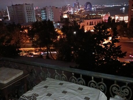 Kirayə 3 otaqlı mənzil, 60 m², İçəri Şəhər: 100 ₼/ay 5