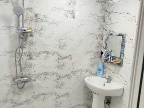 Bakıxanovda 2 otaqlı yeni tikili mənzil satılır, 45 m², 90 000 AZN, şəkil 3 / 9