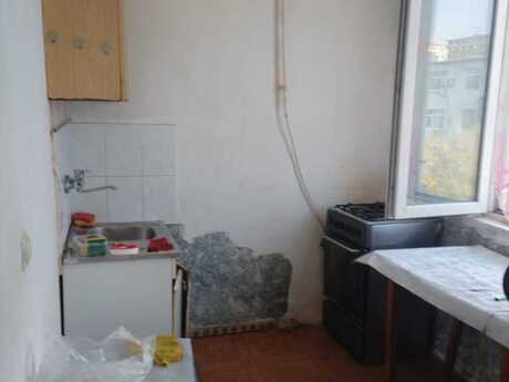 3-комнатная квартира, 79 м², 20 Yanvar: 142 800 ₼ 5