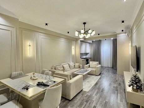 Продаётся 2-комнатная квартира в новостройке, ЖК Zümrüd Residence, 92 м², 385 000 AZN, фото 2 / 12