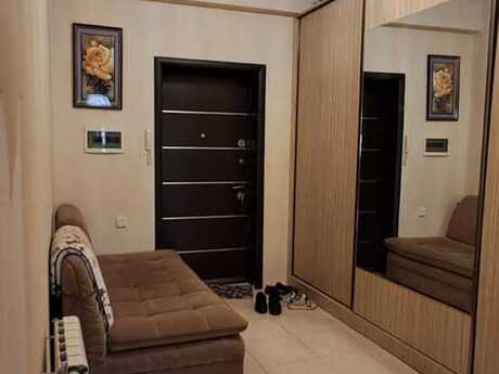 2 otaq · 85 m² · 11/13 mərtəbə, Qara Qarayev
