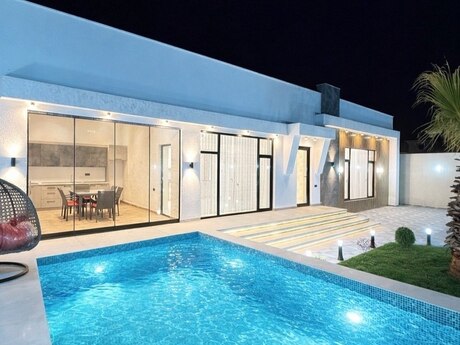 4 rooms · 300 m², Mərdəkan