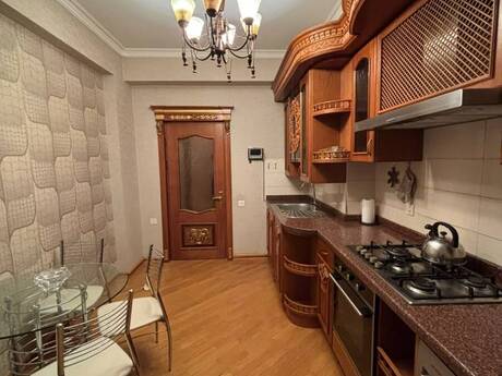 Kirayə 3 otaqlı mənzil, 130 m², Nəsimi: 850 ₼/ay 3