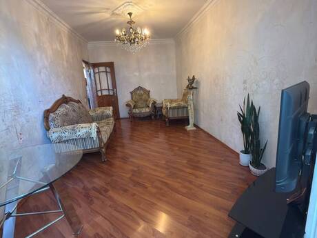 3-комнатная квартира, 85 м², Azadlıq Prospekti: 235 000 ₼ 3