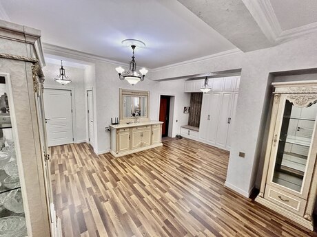 4 otaqlı mənzil, 170 m², Nəriman Nərimanov: 430 000 ₼ 2