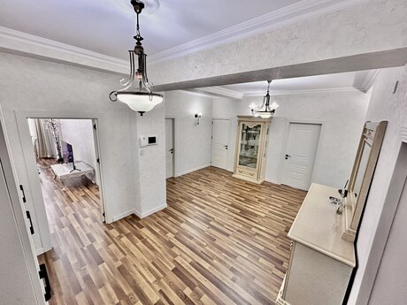 4-комн. · 170 m² · 7/10 этаж, Nəriman Nərimanov