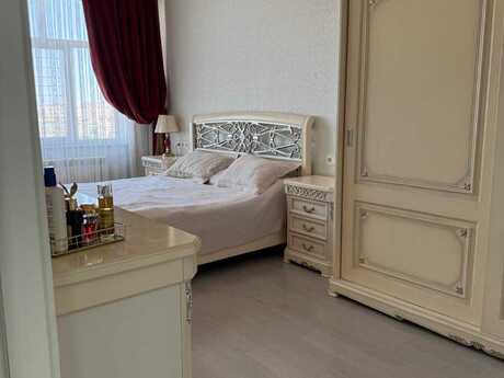 3-room apartment for rent, 100 m², Xalqlar Dostluğu: 900 ₼/mo 2