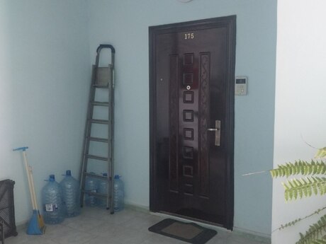 4-комнатная квартира, 160 м², Azadlıq Prospekti: 380 000 ₼ 2