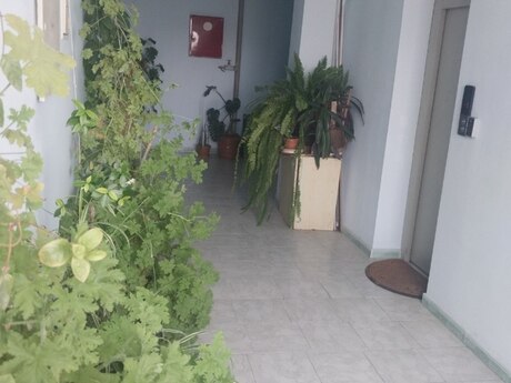 4 Azadlıq Prospekti