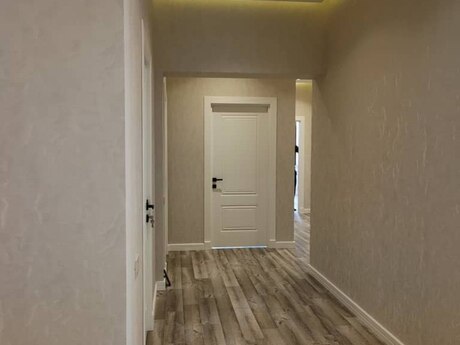 Elan №6497445 - Bakı, İnşaatçılar m., 4 otaqlı, 170 m², 10/18 mərtəbə
