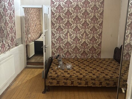 3-room apartment for rent, 50 m², Badamdar: 180 ₼/mo 2