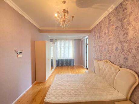 Elan №6497555 - Bakı, Elmlər Akademiyası m., 3 otaqlı, 115 m², 13/17 mərtəbə