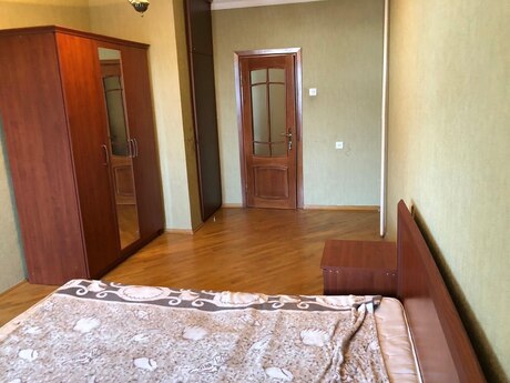 Elan №6497556 - Bakı, Xalqlar Dostluğu m., 5 otaqlı, 110 m², 9/9 mərtəbə