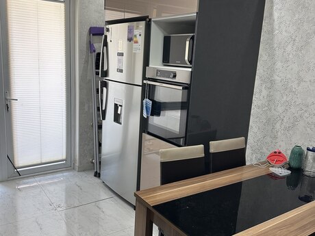 Kirayə 3 otaqlı mənzil, 140 m², Nizami: 2 000 ₼/ay 4