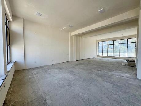 Elan №6497585 - Bakı, Binəqədi r., 330 m²