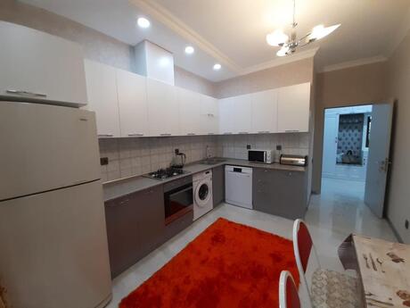 Аренда: 2-комнатная квартира, 100 м², 8 Noyabr: 1 200 ₼/мес 5