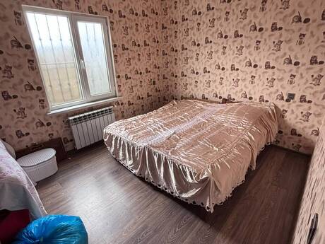4 otaq · 140 m², Albalılıq