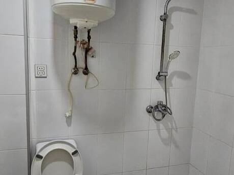 İnşaatçılarda 2 otaqlı köhnə tikili mənzil satılır, 44 m², 155 000 AZN, şəkil 5 / 7