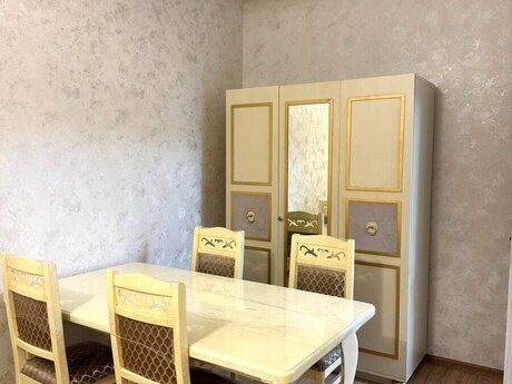 1-room apartment for rent, 52 m², Neftçilər: 590 ₼/mo 3