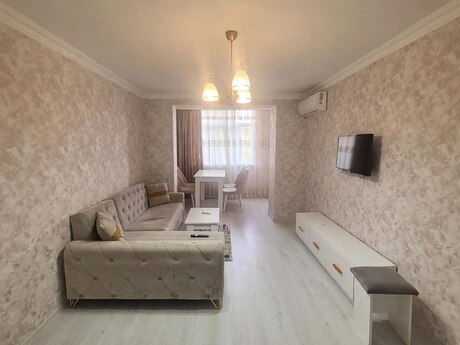 Elan №6497724 - Bakı, Neftçilər m., 2 otaqlı, 65 m², 3/5 mərtəbə