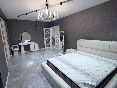 Grand Hayat kompleksində 3 otaqlı yeni tikili mənzil kirayə verilir, 142 m², 2 000 AZN/ay, şəkil 5 / 12