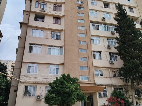 Объявление №6473845 - Баку, м. Ази Асланов, 4-комн., 100 м², 3/9 этаж