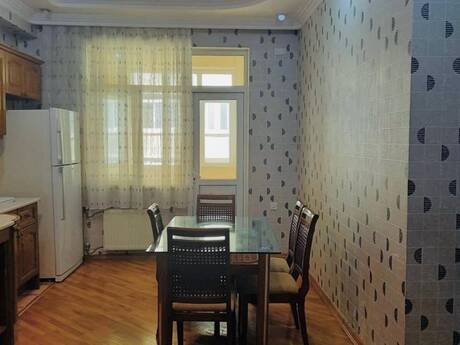 Аренда: 2-комнатная квартира, 90 м², 20 Yanvar: 750 ₼/мес 5