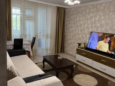 Объявление №6239425 - Баку, м. Элмляр Академиясы, 2-комн., 60 м², 3/5 этаж