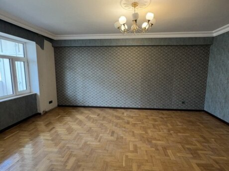 5 otaqlı mənzil, 140 m², Nizami: 380 000 ₼ 5