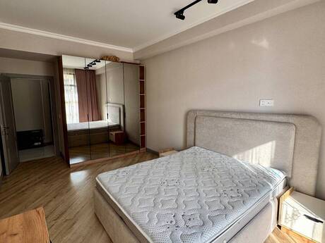 Объявление №6497930 - Баку, м. Иншаатчылар, 2-комн., 72 м², 13/17 этаж