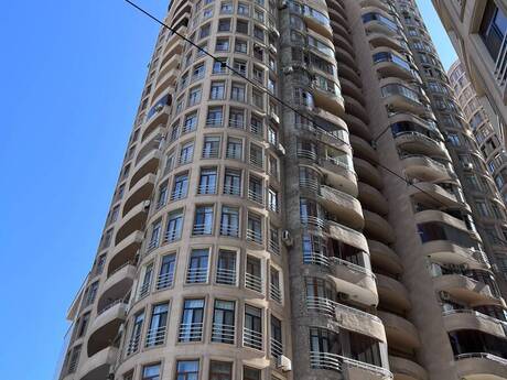Объявление №6498057 - Баку, пос. Аг шехер, 3-комн., 157 м², 13/24 этаж