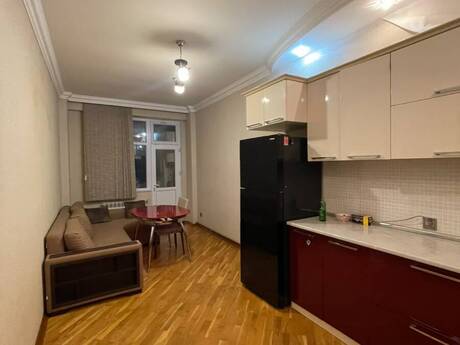 3-комнатная квартира, 122 м², İnşaatçılar: 312 000 ₼ 2
