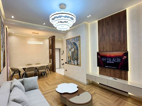 2 otaqlı mənzil, 92 m², 28 May: 455 000 ₼ 4