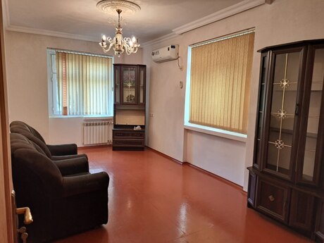Объявление №6498036 - Баку, м. Ази Асланов, 2-комн., 52 м², 2/9 этаж