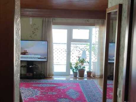 2-комнатная квартира, 60 м², 8 Noyabr: 150 000 ₼ 5