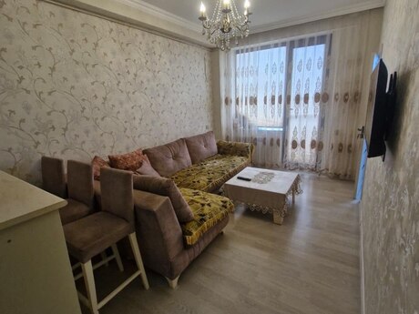 Elan №6498069 - Bakı, Qaraçuxur q., 3 otaqlı, 54 m², 10/12 mərtəbə