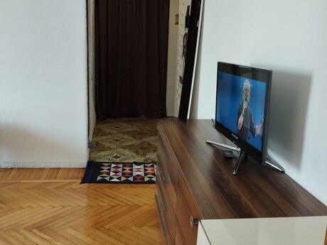 2-room apartment for rent, 45 m², 28 May: 800 ₼/mo 5