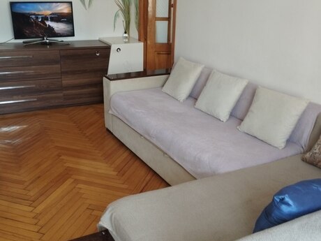 2-room apartment for rent, 45 m², 28 May: 800 ₼/mo 3