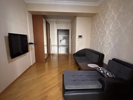 Аренда: 2-комнатная квартира, 80 м², Elmlər Akademiyası: 900 ₼/мес 4