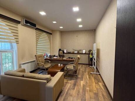 Elan №6498193 - Bakı, 8 Noyabr m., 4 otaqlı, 130 m²