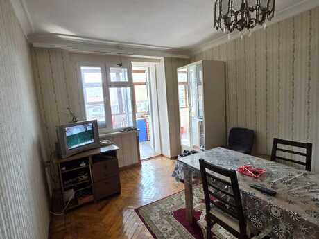 Аренда: 1-комнатная квартира, 40 м², Elmlər Akademiyası: 550 ₼/мес 2