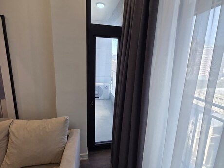 Kirayə 2 otaqlı mənzil, 60 m², 28 May: 1 600 ₼/ay 5