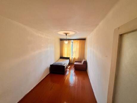 Neftçilərdə 3 otaqlı köhnə tikili mənzil satılır, 65 m², 180 000 AZN, şəkil 4 / 12