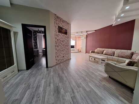 4 otaqlı mənzil, 205 m², Şah İsmayıl Xətai: 500 000 ₼ 5