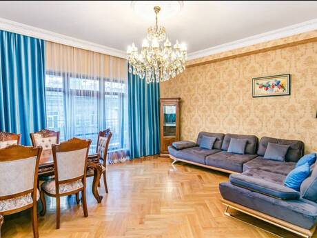 Kirayə 3 otaqlı mənzil, 160 m², Sahil: 2 500 ₼/ay 4