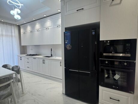 Kirayə 4 otaqlı mənzil, 160 m², 28 May: 1 700 ₼/ay 5