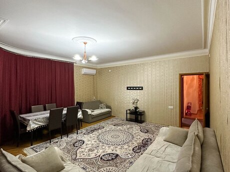 4-комнатная квартира, 165 м², 8 Noyabr: 340 000 ₼ 3