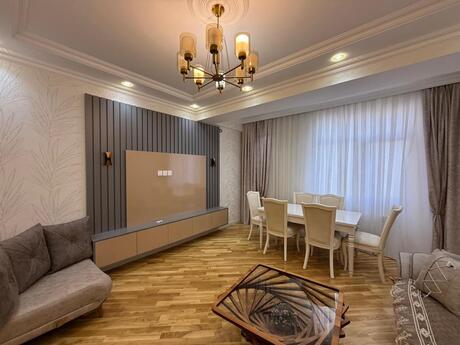 Объявление №6498282 - Баку, м. Кара Караев, 3-комн., 105 м², 8/16 этаж