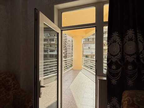 3-room apartment, 128 m², 28 May: 450 000 ₼ 5